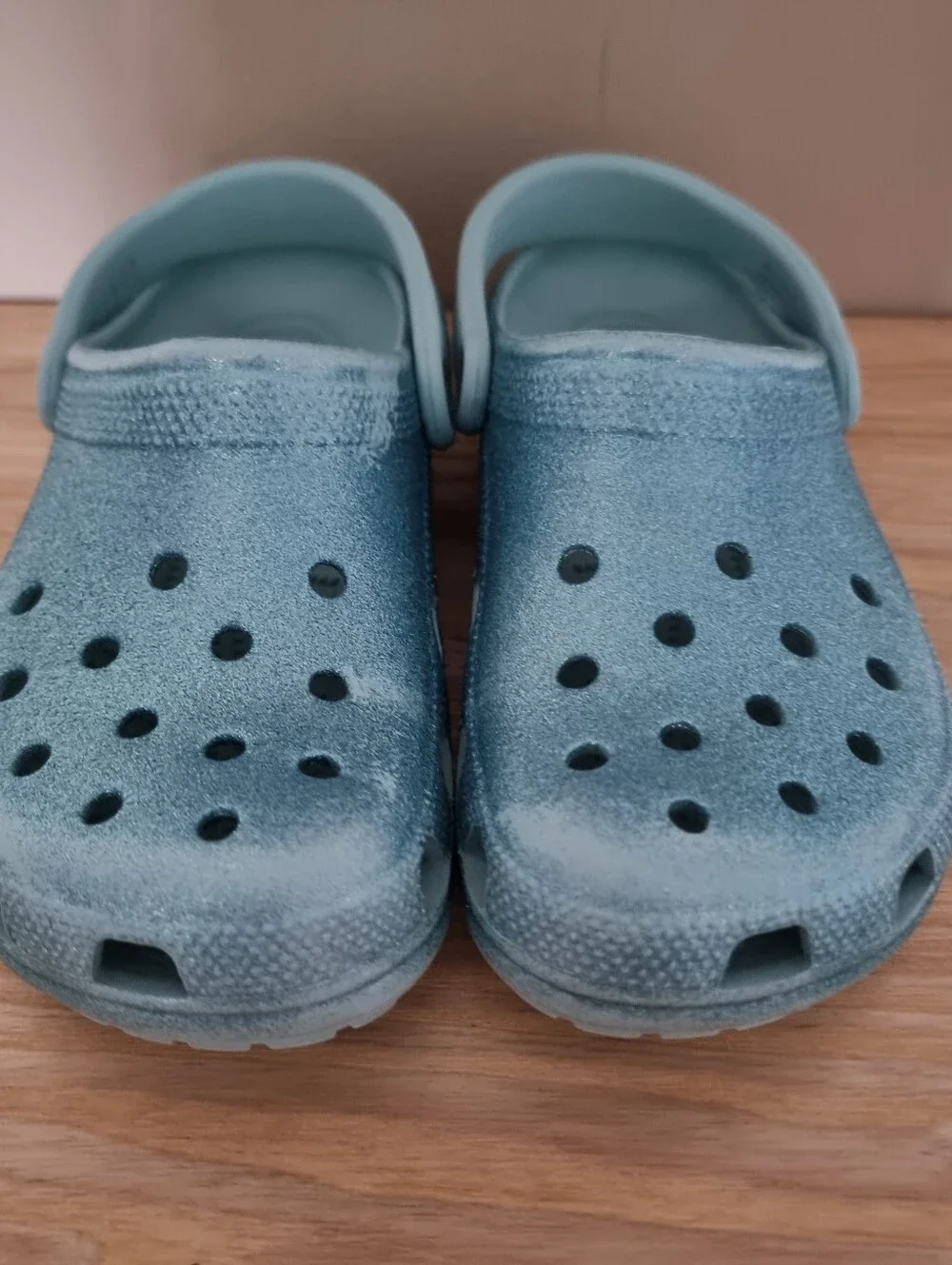Crocs Kids J5 Classic Glitter Clogs Light Blue Slip-On Clog Shoes